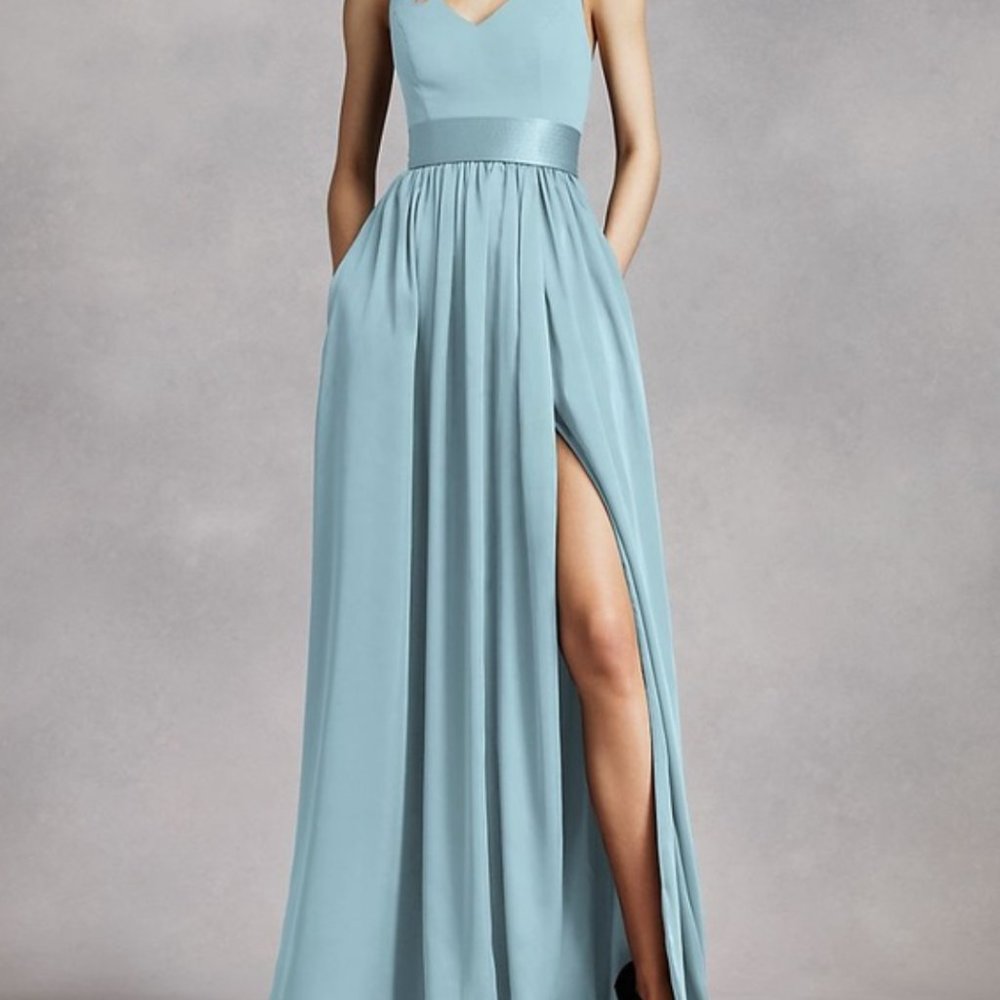 DAVIDS BRIDAL | VERA WANG | V Neck halter gown in MIST